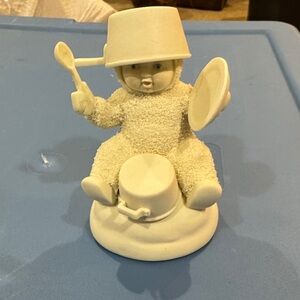Snowbabies “Stirring up trouble” Vintage-Style Cream Baby Figurine Playing Drums